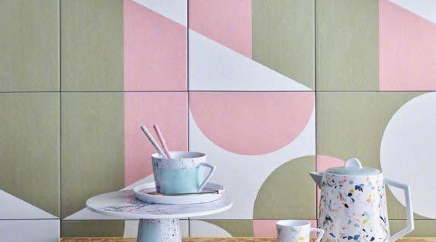 装修房屋时客厅墙面装什么颜色好看？